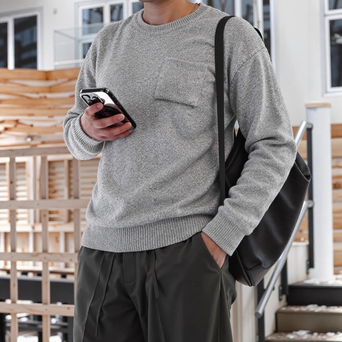 Round neck pocket sweater